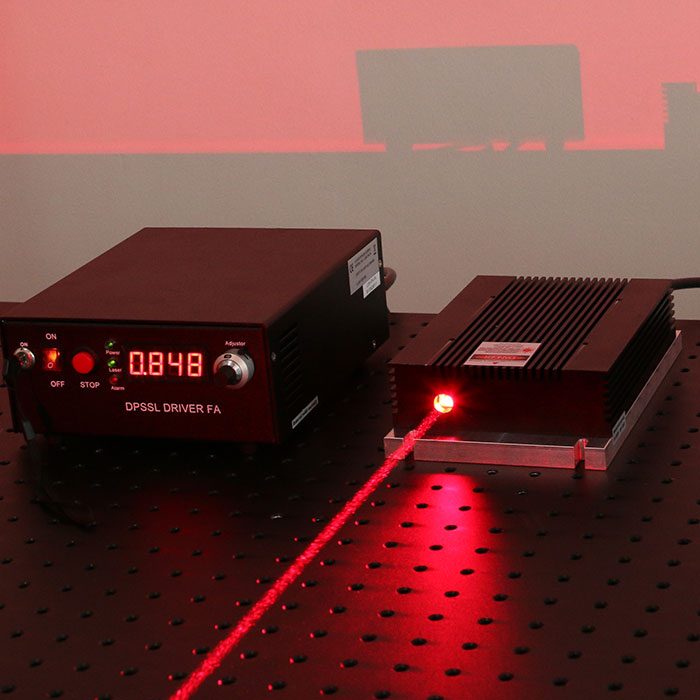 633nm 1500mW Alto Voltaje Láser semiconductor Rojo Fuente láser